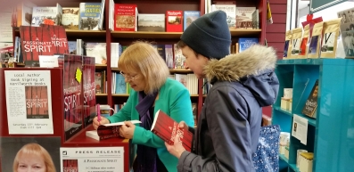 APS & author SC Skillman signing a copy of the book for a buyer 13 Feb 2016
